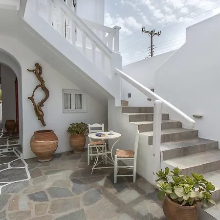 Alexandra Suites & Rooms - Mykonos Port *