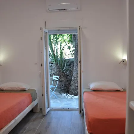 Guest house Alexandra Mykonos Port 2*