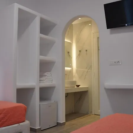 Alexandra Suites & Rooms - Mykonos Port *