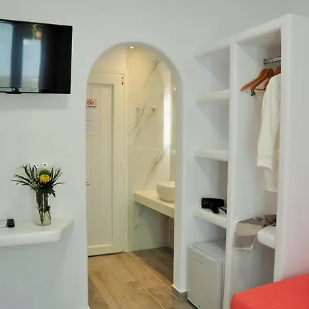 Guest house Alexandra Mykonos Port 2*