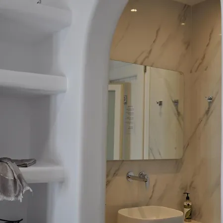 Alexandra Mykonos Port Guest house 2*