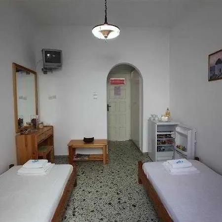 Alexandra Suites & Rooms - Mykonos Port * Mykonos Town