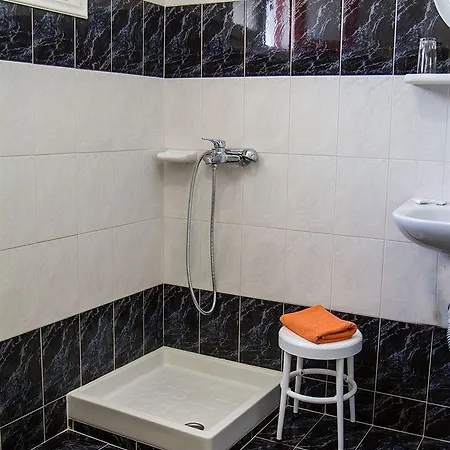 Alexandra Suites & Rooms - Mykonos Port * Mykonos Town