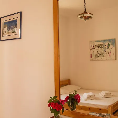 Alexandra Mykonos Port Guest house