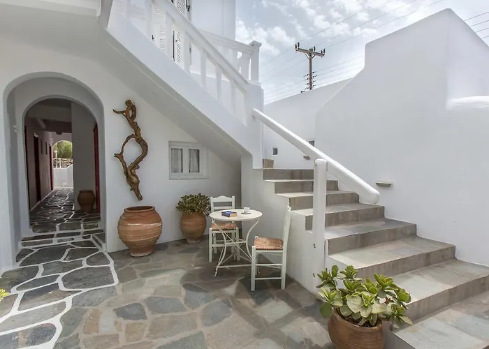 Alexandra & - Mykonos Port *