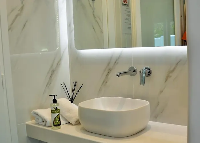 Alexandra & - Mykonos Port * Mykonos Town