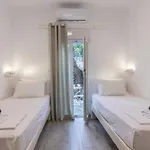 Alexandra & - Mykonos Port